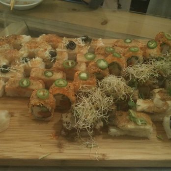 Green Leaf Sushi - Green leaf platter - Sushi Bars Near Me - Vancouver, British Columbia