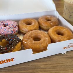 Dunkin' - Donuts
