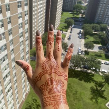 Unique Shape Threading Salon ll - Finished Henna design - Threading Services Near Me - Brooklyn, New York