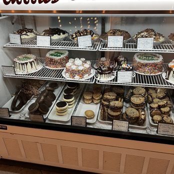 Abbott's Frozen Custard - Cakes and more - Ice Cream & Frozen Yogurt Near Me - Winter Garden, Florida Abbott's Frozen Custard - Cakes and more - Ice Cream & Frozen Yogurt Near Me - Winter Garden, Florida