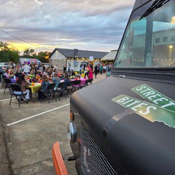 Street Bites - Food Trucks Near Me Street Bites - Food Trucks Near Me