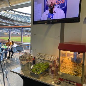 Citi Field - Honda Clubhouse VIP - Stadiums & Arenas Near Me - Corona, New York