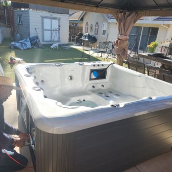 Spa Max - Professional wiring up the spa. - Hot Tub & Pool Near Me - Corona, California