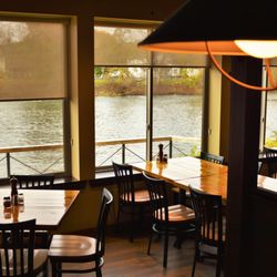 Buck's Pizza