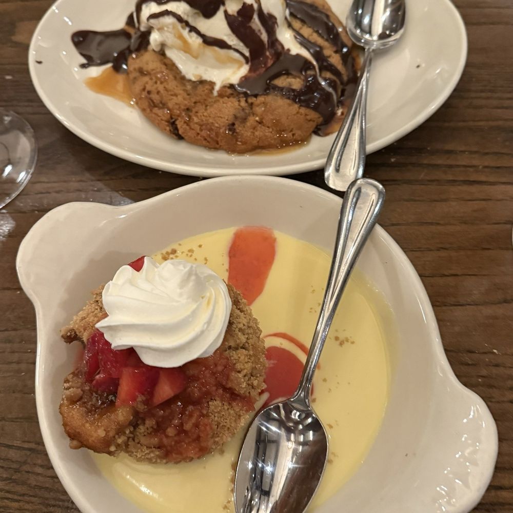 Malone's Hamburg - The desserts! - American Near Me - Lexington, Kentucky Malone's Hamburg - The desserts! - American Near Me - Lexington, Kentucky