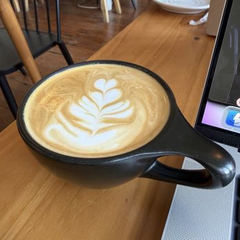 Lamppost Coffee - Cardamom - Coffee & Tea Near Me - Hutto, Texas