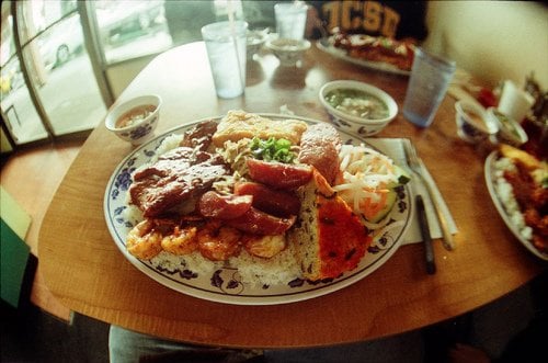 Com Tam Thuan Kieu by null