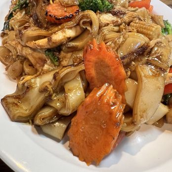 Johnny Wokker - Drunken Noodles - Asian Fusion Near Me - Stockton, California