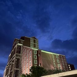 Buffalo Bill's Resort and Casino - Buffalo Bills looking charming on the outside :)