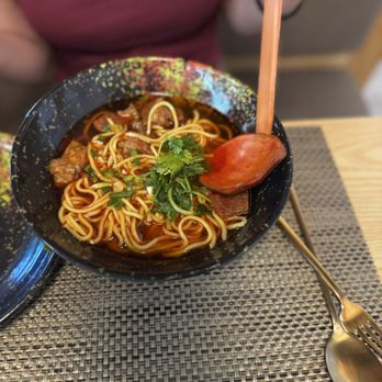 Jinzen - M12.Szechuan Spicy Beef Noodle Soup - Asian Fusion Near Me - Clayton, Missouri
