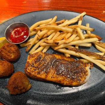 Mitchell’s Seafood House - a plate of food - Seafood Near Me - Lansing, Michigan