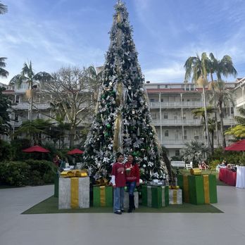 Hotel del Coronado, Curio Collection by Hilton - Center courtyard - Coronado, CA