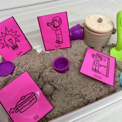 Babble Speech Therapy - Practicing the /l/ sound through play!