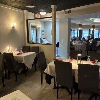 Chez Frenchie’s - Steakhouses Near Me - Vero Beach, Florida