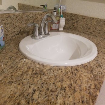 Rios Cleaning Service - Sparkly bathroom thanks to Rios Cleaning Service - Home Cleaning Near Me - Los Angeles, California