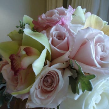 Visual Impact Design - Wedding bouquet 2012 - Floral Designers Near Me