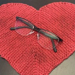 Happy Eyes Optical - Yay ! New glasses !