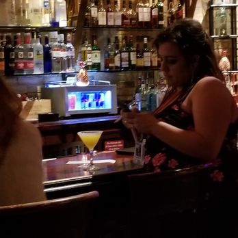 Roxy Restaurant & Bar - Bars Near Me - Reno, Nevada Roxy Restaurant & Bar - Bars Near Me - Reno, Nevada