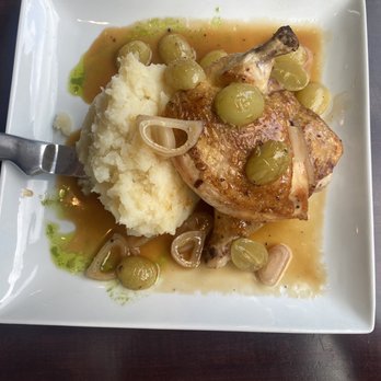 Oliver's Harbor - Chicken - Seafood Near Me - Gloucester, Massachusetts