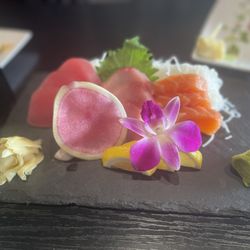 Raw Sushi Bistro