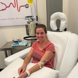 Hello Nurse - Hello Nurse offers Vitamin IV hydration therapy and add-ons to help maintain your health and wellbeing.