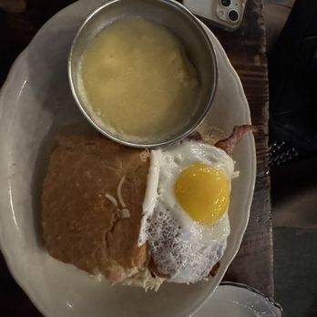 Jacob's Pickles - Bacon Egg & Cheese Biscuit - Comfort Food Near Me - New York, New York