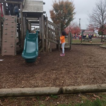 Shady Brook Farm - Playground - Farmers Market Near Me - Yardley, Pennsylvania