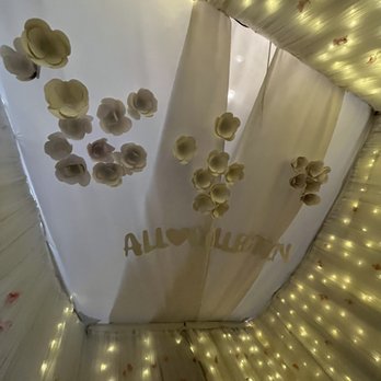 All Love Collections - Looking up receiving my facial - Skin Care Near Me - Pasadena, California All Love Collections - Looking up receiving my facial - Skin Care Near Me - Pasadena, California