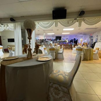 Deluxe Restaurant - Progress - Haitian Near Me - North Lauderdale, Florida