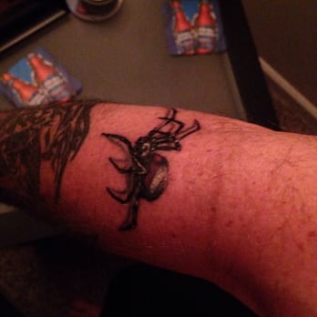 Lone Wolf Tattoo - Black Widow Spider - Tattoo Near Me - Hermitage, Tennessee