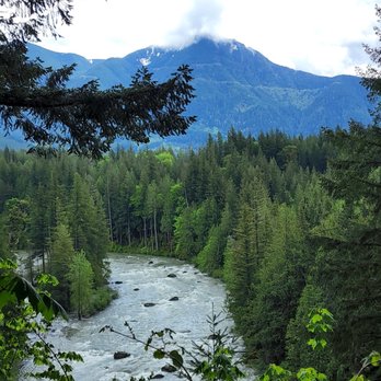 Roaring River Bed & Breakfast - Amazing view from The Tea House - Bed & Breakfast Near Me - North Bend, Washington