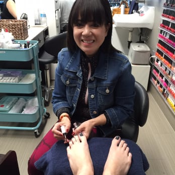 Mirror Mirror Beauty Salon and Supply - Meet Tammy, great pedicure girl! - Hair Salons Near Me - Temecula, California Mirror Mirror Beauty Salon and Supply - Meet Tammy, great pedicure girl! - Hair Salons Near Me - Temecula, California