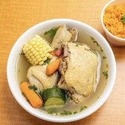 Caldo De Pollo