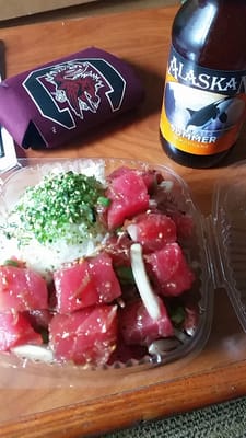 Lei's Poke Stop by null