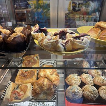 Late For the Train - Ottom left is my tomato basil choice. Purple pie up top looks good too - Coffee & Tea Near Me - Flagstaff, Arizona