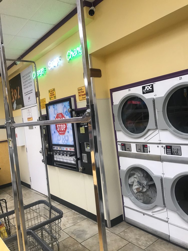 COIN LAUNDRY Updated May 2024 1671 Euclid Ave, San Diego