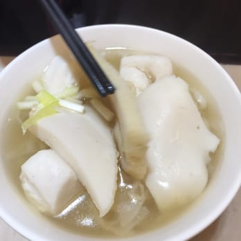 譽居 - Fish balls and fish cake with ho fun rice noodles. - Congee Near Me - Hong Kong, HK