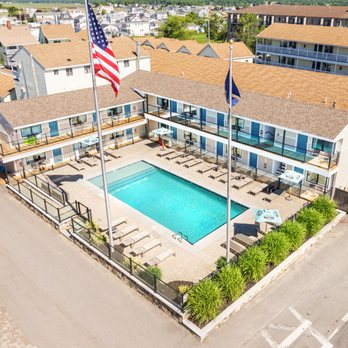The Surf House Resort - The Surf House Hotel is your Hampton Beach getaway. - Resorts Near Me - Hampton, New Hampshire The Surf House Resort - The Surf House Hotel is your Hampton Beach getaway. - Resorts Near Me - Hampton, New Hampshire
