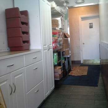 Pho Pasteur Restaurant - The Hallway leading to the Restroom. - Vietnamese Near Me - Union City, California