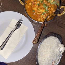 Ashoka - Gericht Chicken Chana Masala (Nummer 96.)