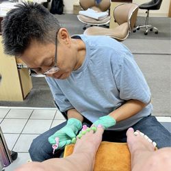 U S Nails - Nail technician