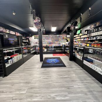 Cloud Box Smoke Shop - Tobacco Shops Near Me - Tacoma, Washington Cloud Box Smoke Shop - Tobacco Shops Near Me - Tacoma, Washington