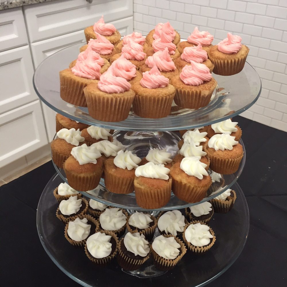 Mo'Pweeze Bakery - Cupcakes Near Me - Rockaway , New Jersey Mo'Pweeze Bakery - Cupcakes Near Me - Rockaway , New Jersey
