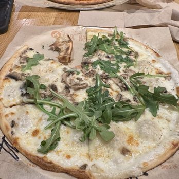 Blaze Pizza - Salad Near Me - Boca Raton, Florida Blaze Pizza - Salad Near Me - Boca Raton, Florida