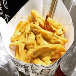 Queen's Chips - Bomb fries
