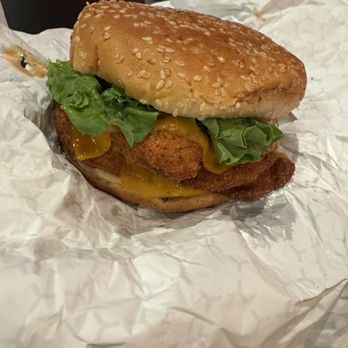 Mad Chicken - Fire chicken sandwich - Chicken Wings Near Me - Minneapolis, Minnesota