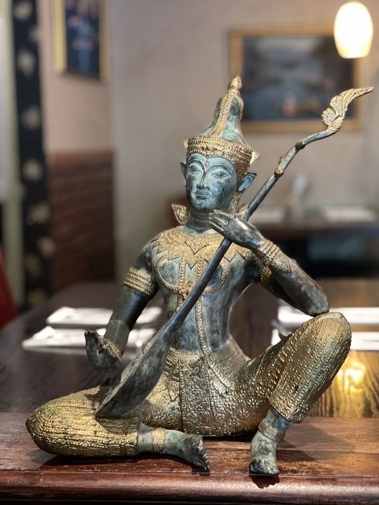 Bahn Thai Restaurant