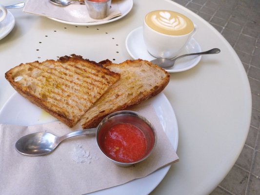 Toma Café Olavide by null