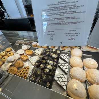 Baroné - Pizza Near Me - Taranto, TA