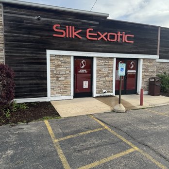 Silk Exotic Madison - Dance Clubs Near Me - Middleton, Wisconsin